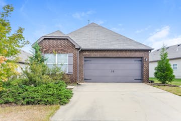 4623 Rosser Loop Dr Bessemer, AL 35022